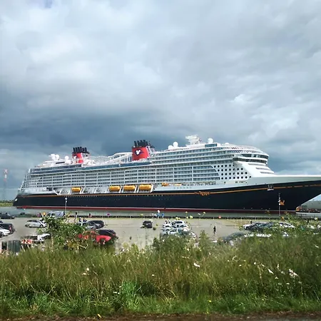 格拉夫巴尔顿酒店 酒店 3*