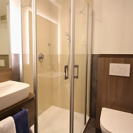 מלון Graf Balduin 3*